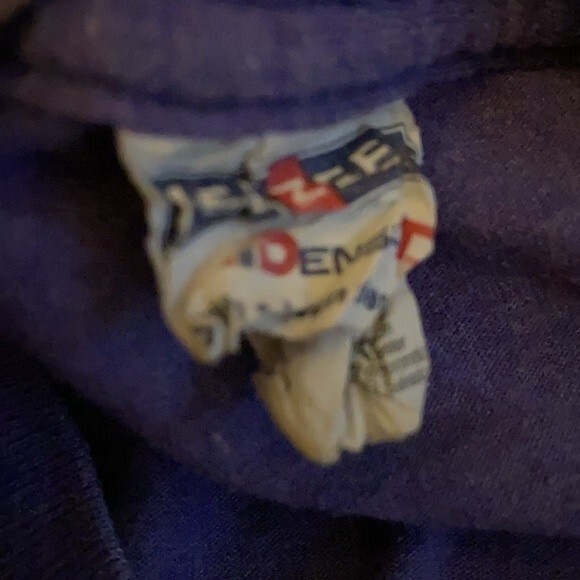 Cat Lady Purple Beach T-Shirt - Picture 8 of 9